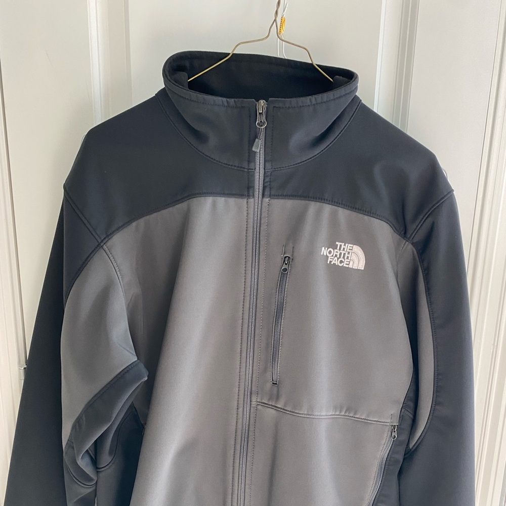 Northface jacket. Size large.